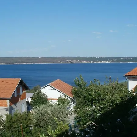 Lukic Apartment Gornji Karin